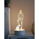 Cumpara ieftin Lampa Decorativa 3D Fotbalist - 10x21cm