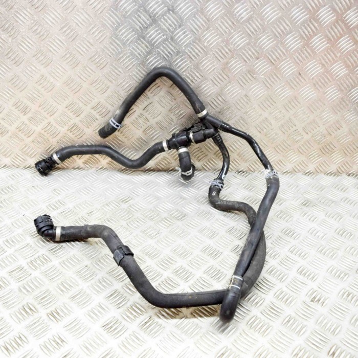 Furtun de lichid de răcire VW ID.3 E11 2022 OEM: 1EA122101CJ,1EA121051S,1EA121096 20774527