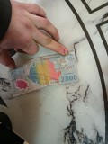Bancnote 2000 lej, Litera