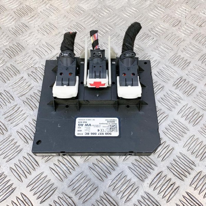 Modul de confort VW PASSAT B8 3G2 2016 OEM: 5Q0937086BC,RB8-65806 10632409