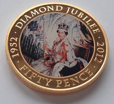 334. Moneda Jersey 50 Pence 2012 (Diamond Jubilee - Gold Plated) foto