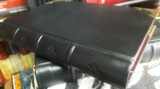 Mica Biblie cu gravuri An 1972 Leg Lux