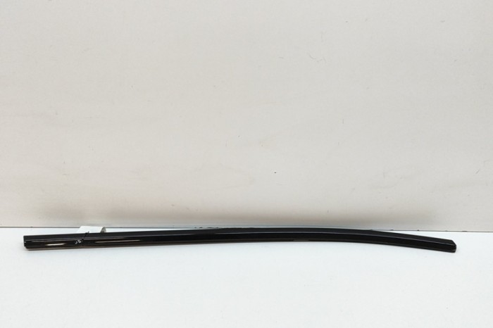 Chedar geam ușă dreapta spate BMW 8 Gran Coupe G16, F93 2021 OEM: 7456064 31426000
