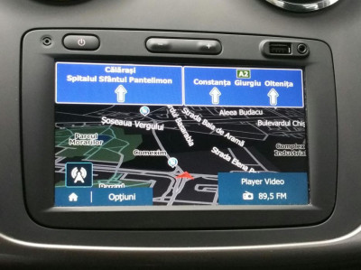 DACIA MEDIA NAV LG Instalare Harti Navigatie DACIA GPS Update Dacia GPS MediaNav foto