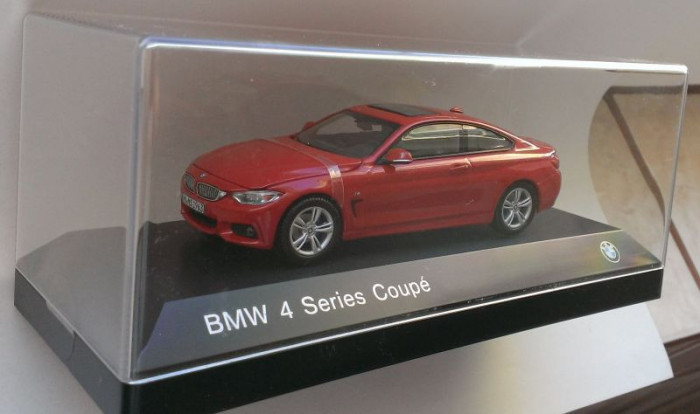 Macheta BMW seria 4 (F32) Coupe rosu - iScale 1/43