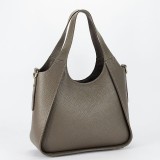 Cumpara ieftin Geanta dama Sofiline piele naturala taupe, medie, de mana/umar, casual, cu fermoar, 27x19x9 cm