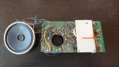 RADIO OMEGA PLACA ELECTRONICA A APARATULUI . NU STIU DACA FUNCTIONEAZA . foto