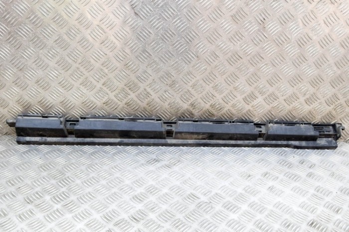 Suport prag lateral dreapta față VOLVO V90 II 2017 OEM: 31386130 20516150