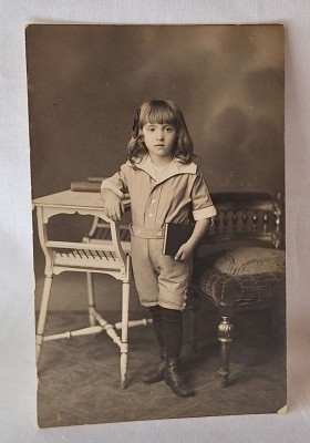 Fotografie tip Carte Postala, circulata, veche, datata 26 decembrie 1914 - atelier - Fotografia Venus Bucuresti Calea 13 septembrie foto