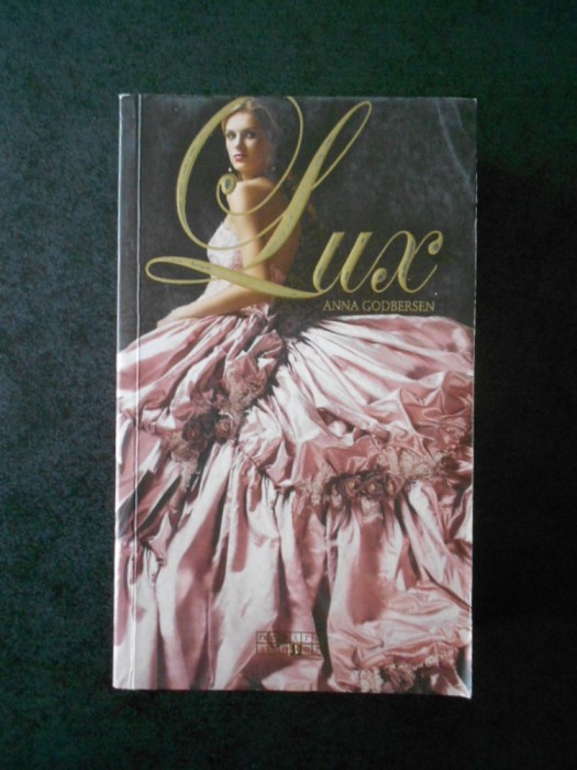 ANNA GODBERSEN - LUX