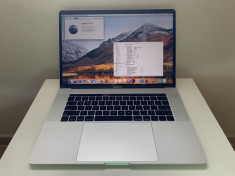 MacBook Pro 15&amp;quot; Silver 2.6GHz i7 16GB RAM 512GB SSD foto