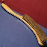 Perie Veche pentru Curățat Pălăria - Făcută din Metal și Lemn