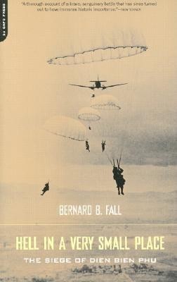 Hell in a Very Small Place: The Siege of Dien Bien Phu foto