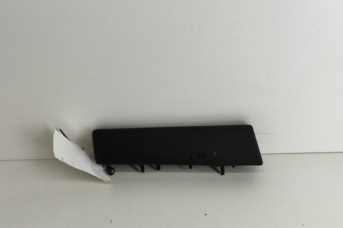 nerasta PORSCHE Taycan 2022 OEM: 9JA857005D,9JA.857.005.D 25082794