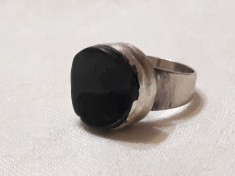 INEL argint TRIBAL ca model ONIX in anturaj EXECUTAT MANUAL in argint BRUT rar