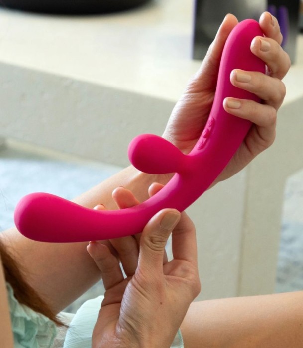 Vibrator iepure din silicon cu functie de incalzire Reflexx Rabbit 3 - cu