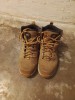 Ghete Nike, 42, Galben