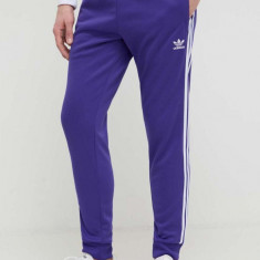 adidas Originals pantaloni de trening culoarea violet, cu imprimeu IR9877
