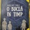 O bucla in timp de Madeleine L&#039;Engle