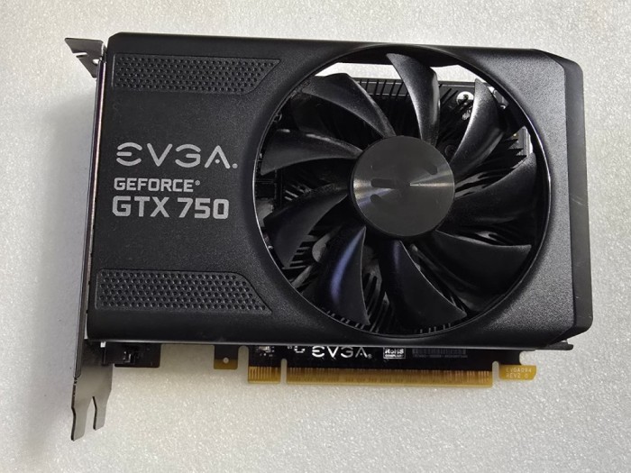 Placa video EVGA GeForce GTX 750 1GB GDDR5 128-bit - poze reale