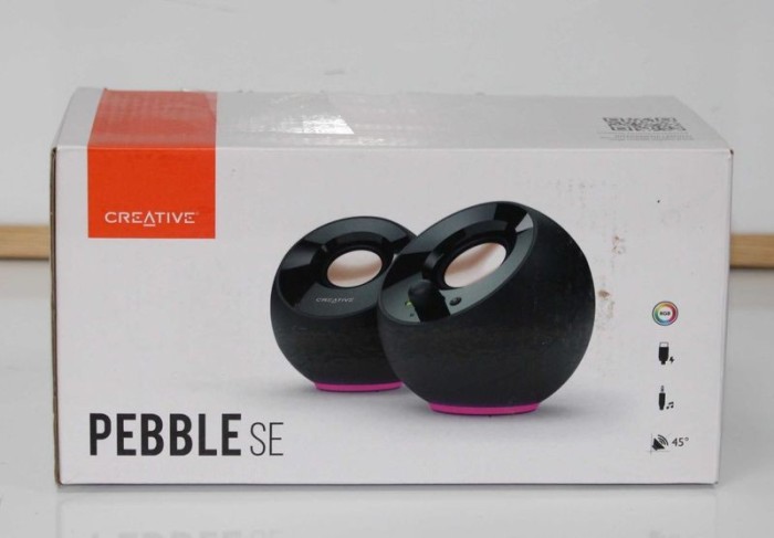 Creative Pebble SE