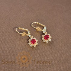 Cercei placati cu aur 18K, cristale zirconia rosu-albe in forma de floare