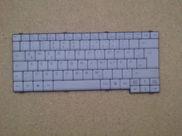 Tastatura Germania Fujitsu Amilo Pro V2065 99.N6682.F0G