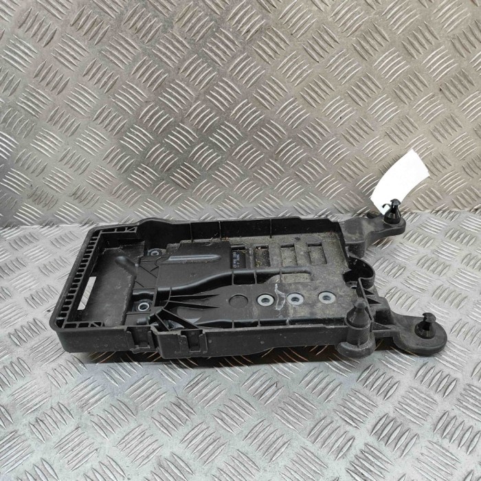 Suport baterie VW TAIGO CS1 2023 OEM: 2Q0915331