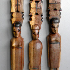 Set 3 statuete africane tribale, sculptate manual in stil totem, arta primitiva