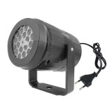 Proiector LED pentru Craciun, cu 16 jocuri de lumini si figurine, rezistent la apa si inghet, alimentare la retea, din ABS si metal, negru