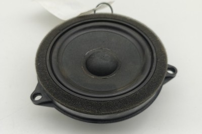 Difuzor ușă st&amp;acirc;nga spate BMW X7 G07 2022 OEM: 2622518 | 31668230 foto