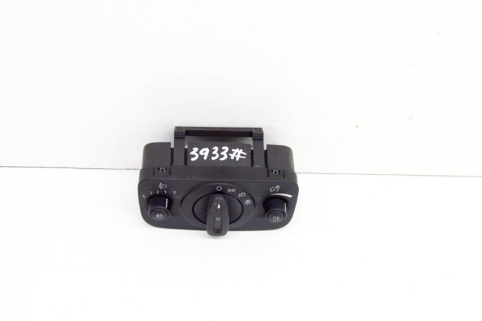 Modul de control comutator faruri FORD FIESTA VI 2016 OEM: C1BT-13A024-AB,10099369 18116166