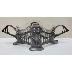 BOMBONIERA ART NOUVEAU DIN METAL ARGINTAT SI CRISTAL, cca. 1910