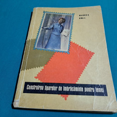 CONSTRUIREA TIPARELOR DE ÎMBRĂCĂMINTE PENTRU FEMEI / WALDNER H / 1963 *
