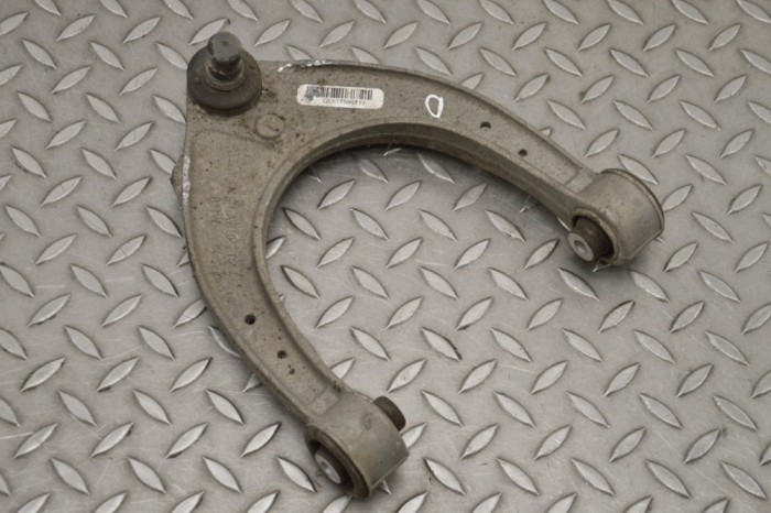 Braț superior dreapta față BMW 5 Touring F11 2016 OEM: 6775967 17553739