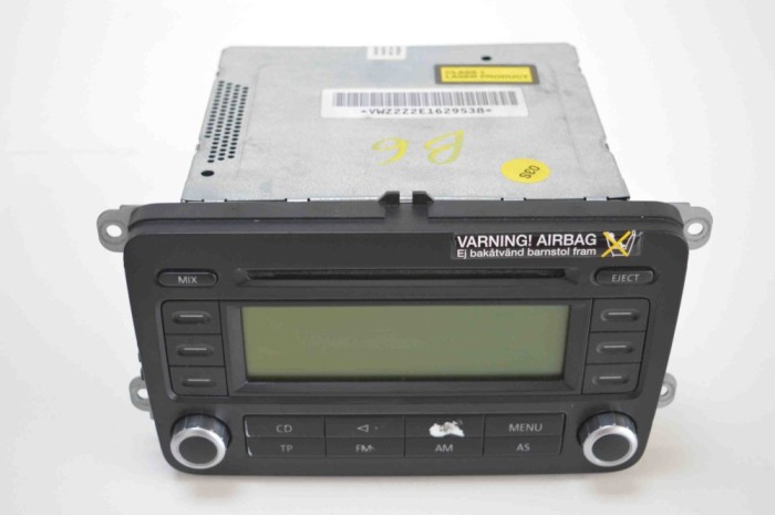 Unitate radio CD VW GOLF V 1K1 2005 OEM: 1K0035186P