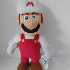 Super Mario Fire cu sapca alba, 25 cm, jucarie din plus,