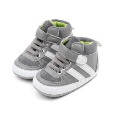 Adidasi gri cu dungi albe pentru bebelusi (Marime Disponibila: 6-9 luni