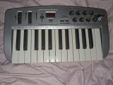 M-AUDIO MIDIMAN OXYGEN 8 USB CONTROLLER KEYBOARD ,Clapa tastatura fara accesorii,netestata se vinde ca defecta