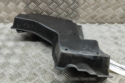 Scut motor st&amp;acirc;nga spate TOYOTA YARIS _P21_ 2023 OEM: 57628-K0020 | 26017193 foto