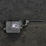 &Icirc;ncuietoare capac rezervor BMW X5 E53 2002 OEM: 6923974 2036740
