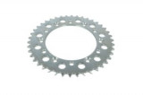 Pinion spate oțel, tip lanț: 520, număr dinți: 42, compatibil: GILERA RC; HONDA CB, FMX, FX, NSR, NX, VTR, VTZ, XL, XLR, XR; YAMAHA FZ, WR 200-650 197, JT