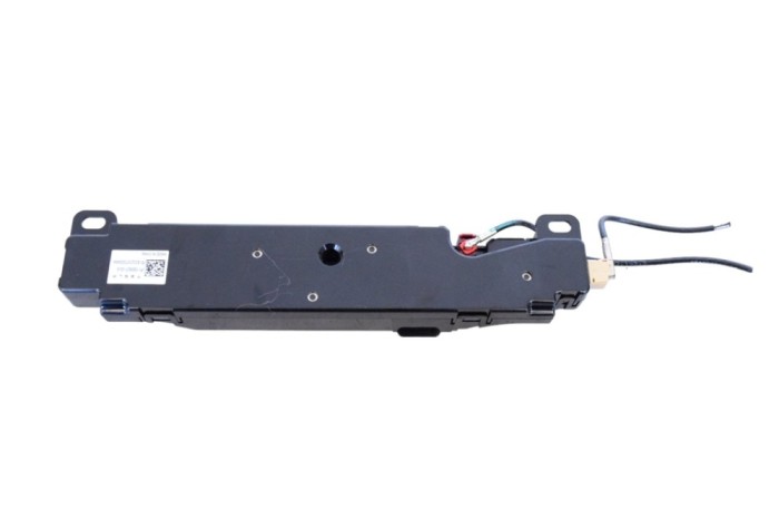 Amplificator de antena TESLA MODEL 3 2023 OEM: 1585601-00-E 24927191