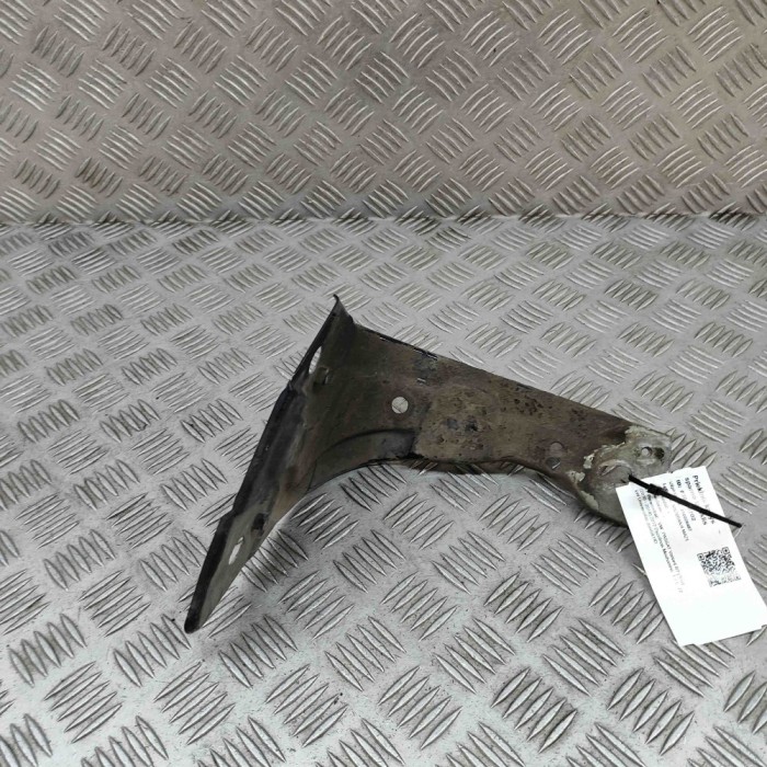 Suport aripa st&acirc;nga față VW PASSAT Variant B7 365 2012 OEM: 3AA821141 30658702
