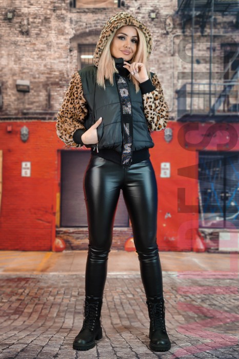 C779-9911 Geaca casual din fas cu blanita model animal print