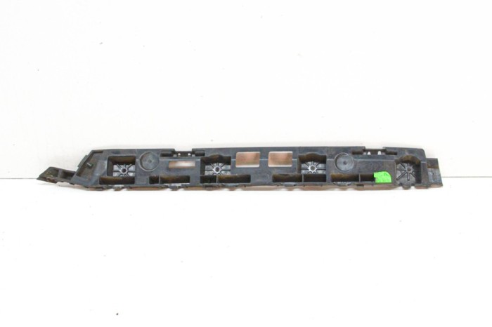 Suport bara de protecție dreapta spate SKODA SUPERB III Estate 3V5 2017 OEM: 3V9807394 14002372