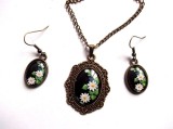 set floral cu margarete si albastrele 34112