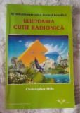 EXTREM DE RARA, Uluitoarea cutie radionica, Christopher Hills 2002 (NOUA)