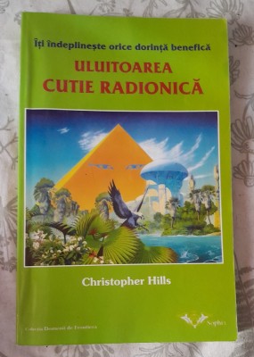 EXTREM DE RARA, Uluitoarea cutie radionica, Christopher Hills 2002 (NOUA) foto