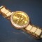 6356-Ceas vintage Vessica Carlyle quartz functional cupru aurit imitatie os.